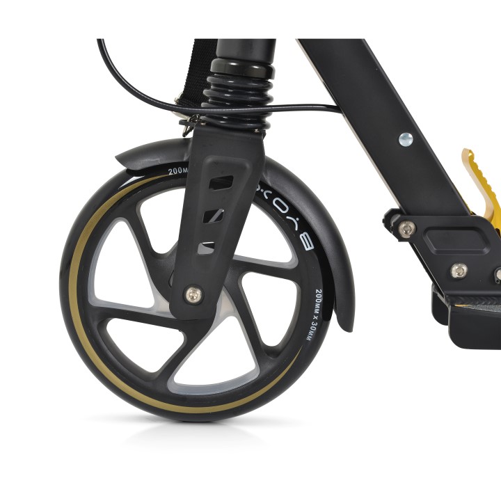 Θα γίνει το αγαπημένο σας πατίνι, καθώς είναι σχεδιασμένο για πολλές περιπέτειες! Διαθέτει αναρτήσεις στους τροχούς οι οποίες απορροφούν τους κραδασμούς στις πιο ανώμαλες επιφάνειες.