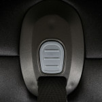 Η φωτογραφία δείχνει Το κάθισμα αυτοκινήτου Gravity I-Size 40-150 cm είναι με σύστημα Isofix + Top Tether, πληροί το πρότυπο R129-03.