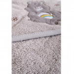 Η φωτογραφία δείχνει Μπέρτα Μπάνιου 76x76cm Manny Cangaroo Blue 3800146270049H μπέρτα Μπάνιου&nbsp; είναι ένα απαραίτητο προϊόν που συνοδεύει το μωράκι σας στη πιο χαλαρωτική στιγμή της ημέρας του την ώρα του μπάνιου!!!&nbsp; Ιδανική επίσης για δώρο!Κατάλληλο για χρήση από 0+ μηνώνΤο υλικό είναι 100