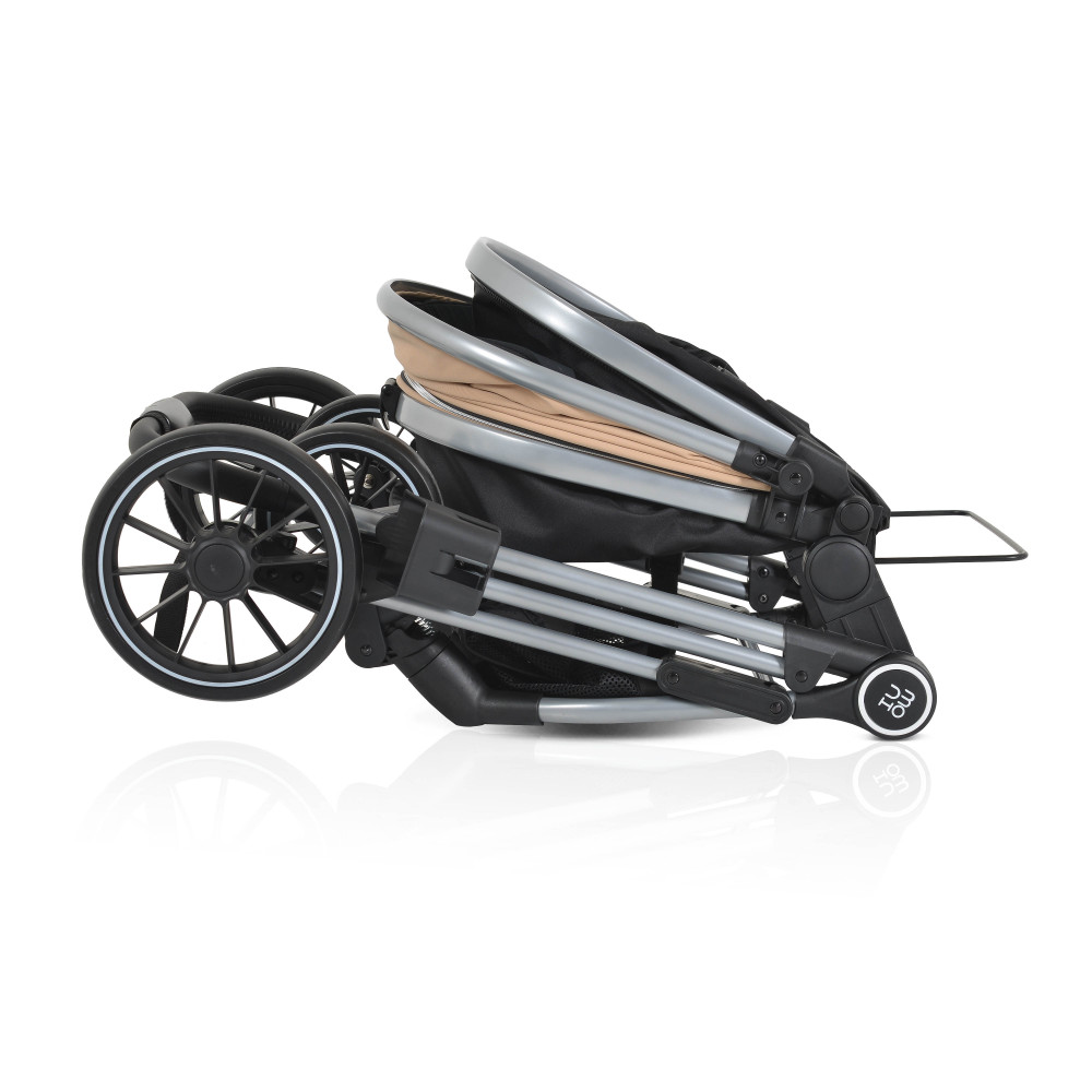 Η φωτογραφία δείχνει Μετατρεπόμενο καρότσι Kali της εταιρείας Cangaroo.