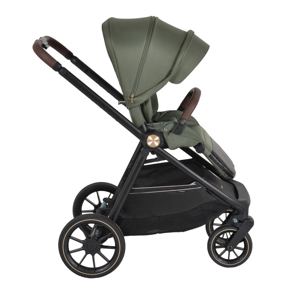 Η φωτογραφία δείχνει Καρότσι Celebrity 2 σε 1, Cangaroo, σχεδιασμένο με γνώμονα τη δυναμική καθημερινότητα των γονέων και την απόλυτη άνεση του παιδιού.