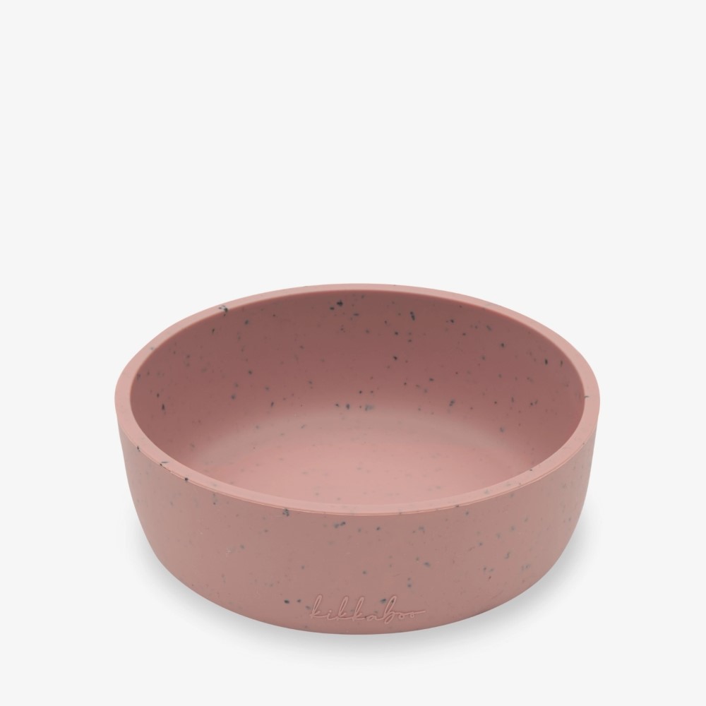 Το μπολ Platinum Silicone είναι ειδικά σχεδιασμένο για τα πρώτα ανεξάρτητα γεύματα του μωρού σας, κάνοντας τη μετάβαση σε στερεές τροφές εύκολη, ασφαλή και ευχάριστη.