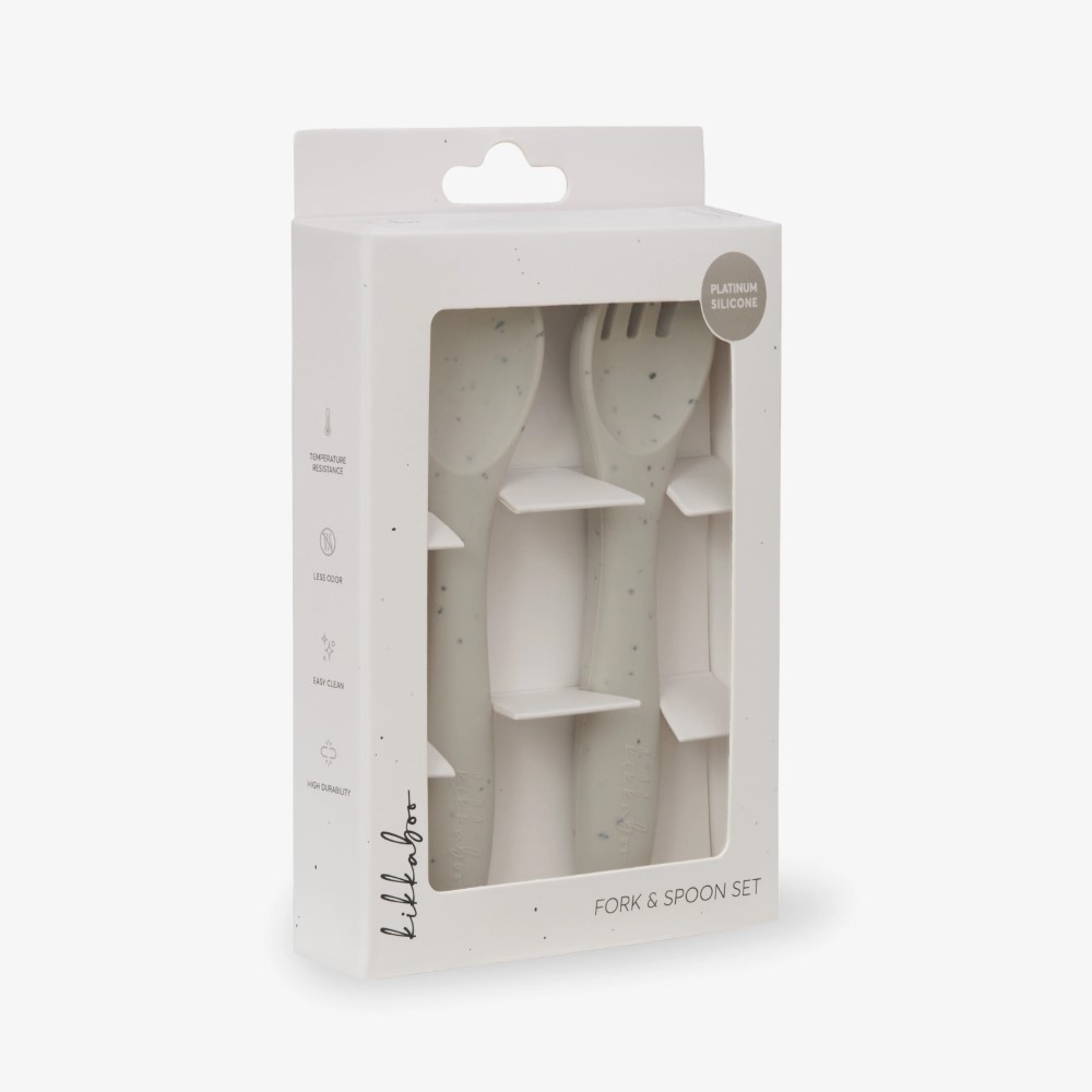 Το σετ πιρουνιών και κουταλιών από πλατίνα σιλικόνης είναι το τέλειο σετ πρώτων μαχαιροπίρουνων για το μικρό σας, σχεδιασμένο προσεκτικά για ασφαλές και άνετο τάισμα μόνο του από 6 μηνών και άνω.