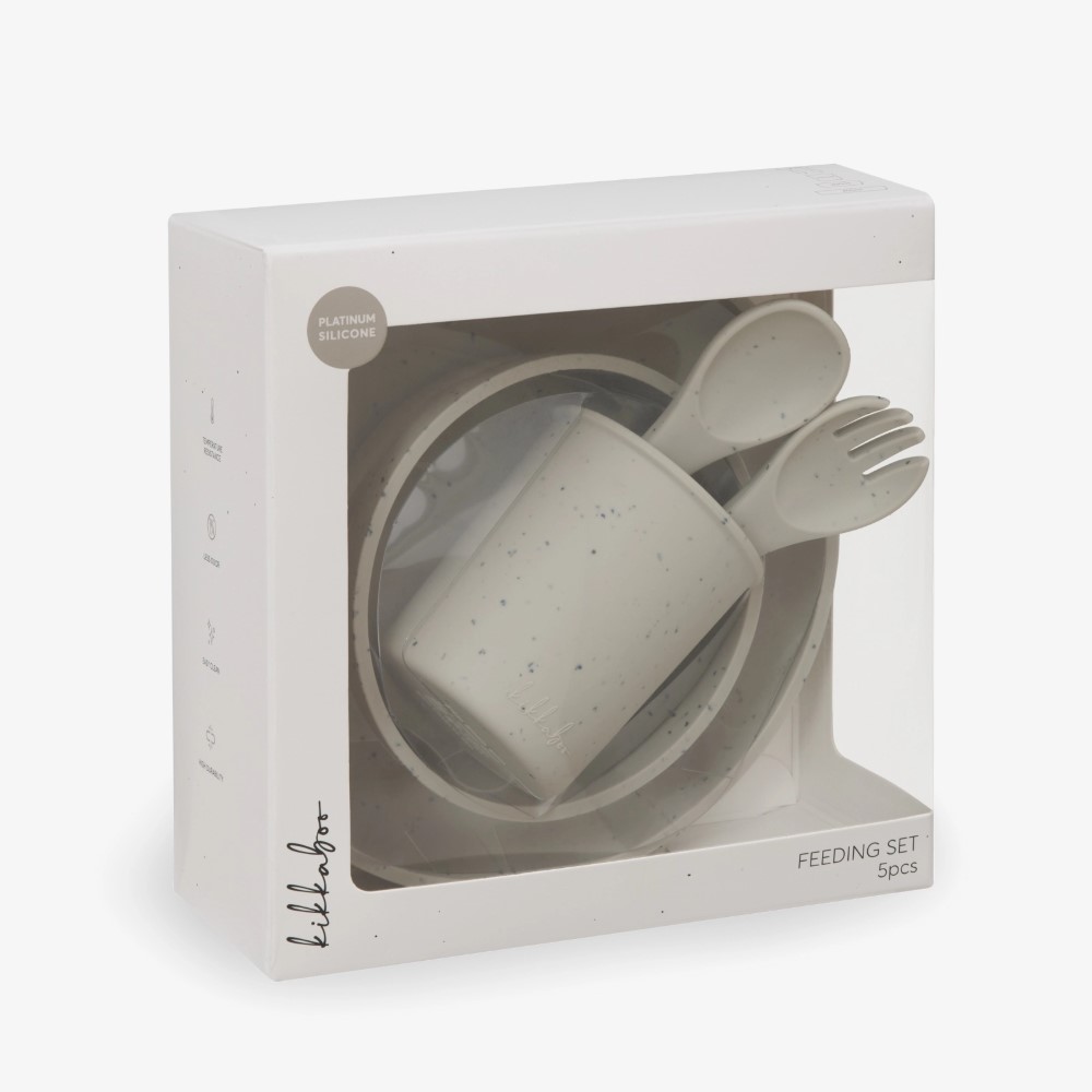 Σετ φαγητού 5 τεμαχίων από σιλικόνη είναι ο ιδανικός σύντροφος για το μωρό σας κατά τη διάρκεια του γεύματος, προσφέροντας όλα όσα χρειάζεται για ασφαλές, ανεξάρτητο και ευχάριστο τάισμα από 6 μηνών και άνω.