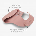 Η Σαλιάρα Platinum Silicone Flora προσφέρει μια έξυπνη και κομψή λύση για τη διατήρηση της καθαριότητας κατά τη διάρκεια των γευμάτων.