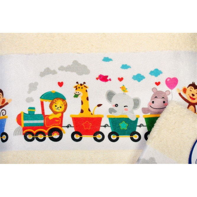 Η φωτογραφία δείχνει Σετ βρεφικές πετσέτες μπάνιου που περιέχει: 1 τεμάχιο πετσέτα χειρός διαστάσεων 30X50 cm και 1 τεμάχιο πετσέτα μπάνιου διαστάσεων 70X140 cm.