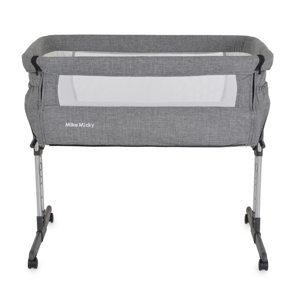 Η φωτογραφία δείχνει 