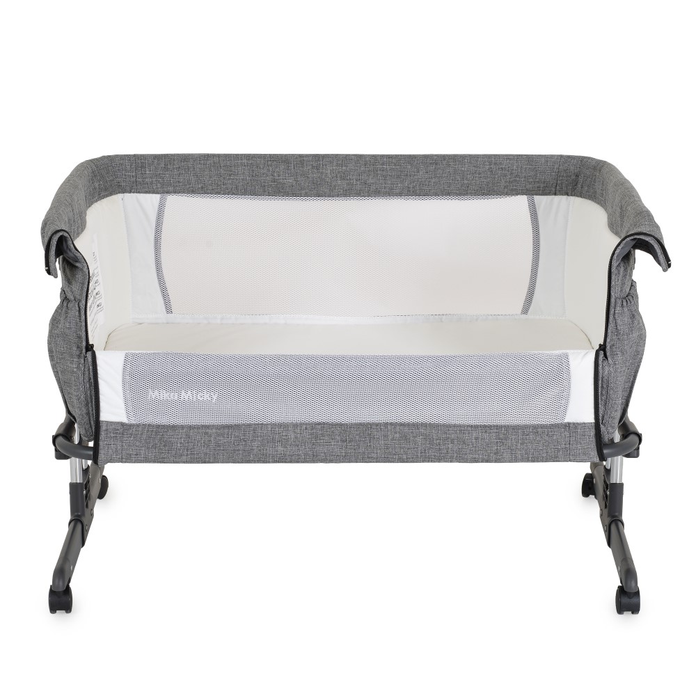 Η φωτογραφία δείχνει 