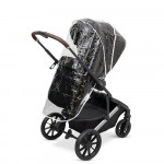 Η φωτογραφία δείχνει Dovadi Fly 2 σε 1&nbsp;NIGHT GREY&nbsp;– Στυλ, άνεση & πρακτικότητα σε κάθε βόλταΓιατί να το επιλέξετεΤο πολυκαρότσι Dovadi Fly 2 σε 1 σε κομψό χρώμα&nbsp;NIGHT GREY&nbsp;είναι η ιδανική επιλογή για γονείς που αναζητούν μοντέρνο design, πρακτικές λύσεις και απόλυτη ασφάλεια.