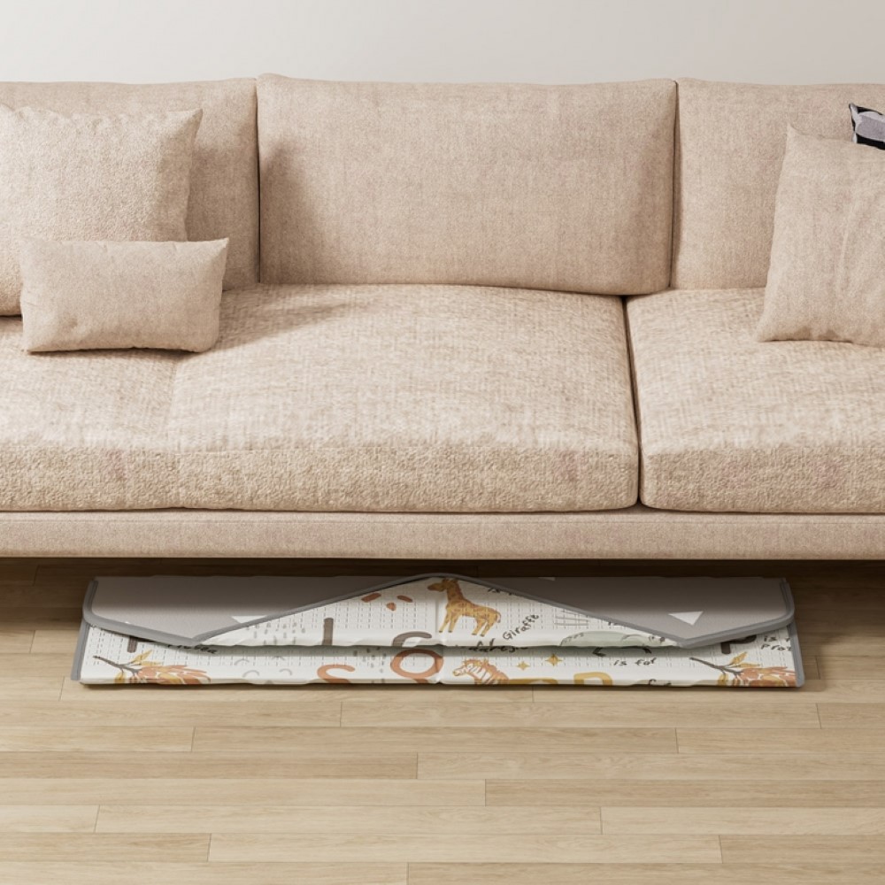 Η φωτογραφία δείχνει Παιδικό χαλάκι δραστηριοτήτων&nbsp; διπλής όψεως, για να απασχολείται το παιδί σας δημιουργικά οποιαδήποτε ώρα της ημέρας.