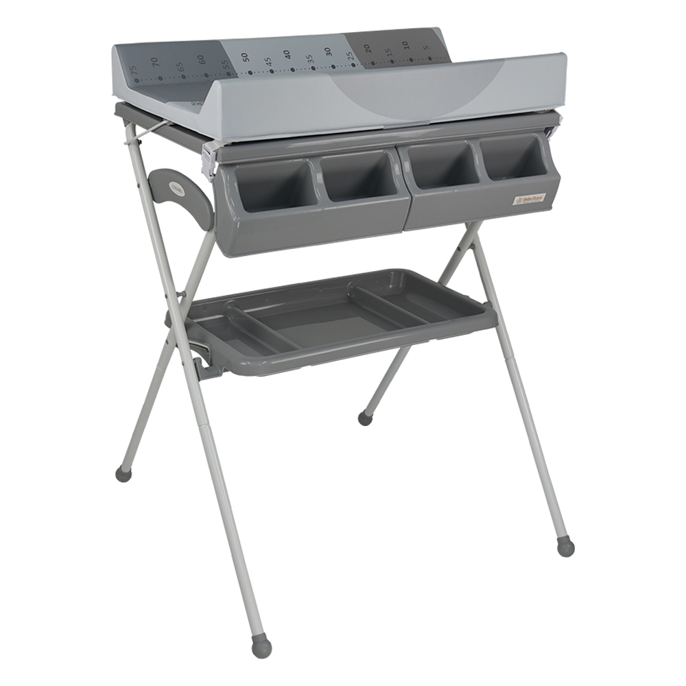 Η φωτογραφία δείχνει Η μπανιέρα-αλλαξιέρα  Coolness της Bebe Stars είναι κατάλληλη για μωρά, τα οποία ζυγίζουν από 0-11 κιλά.