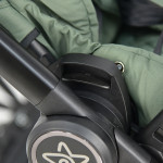 Το πολυκαρότσι  Mythos 2 σε 1 είναι στυλάτο, μοντέρνο, άνετο, ευέλικτο και όπως πάντα ποιοτικό με την υπογραφή της Bebe Stars!Σχεδιάστηκε από την Bebe Stars με σκοπό να δημιουργήσετε τις πιο γλυκές αναμνήσεις με τα παιδιά σας και να γραφτούν στην ιστορία της οικογένειας σας!Το Mythos είναι κατά