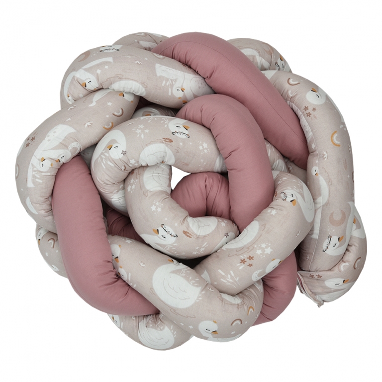 Η φωτογραφία δείχνει Η νέα πάντα πλεξούδα της Bebe Stars ήρθε και είναι πανέμορφη .