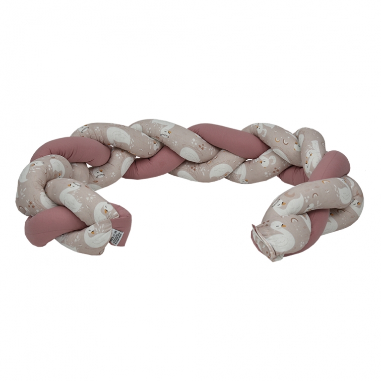 Η φωτογραφία δείχνει Η νέα πάντα πλεξούδα της Bebe Stars ήρθε και είναι πανέμορφη .