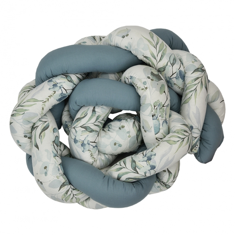 Η φωτογραφία δείχνει Η νέα πάντα πλεξούδα της Bebe Stars ήρθε και είναι πανέμορφη .