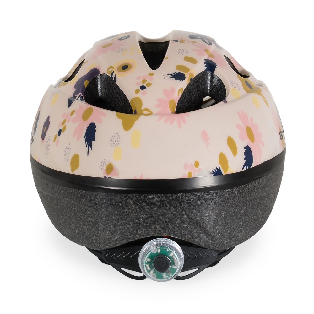 Η φωτογραφία δείχνει ε την ελαφριά κατασκευή και τον κομψό σχεδιασμό του, αυτό το κράνος είναι η ιδανική επιλογή για νέους ποδηλάτες που εκτιμούν την ασφάλεια και την άνεση.