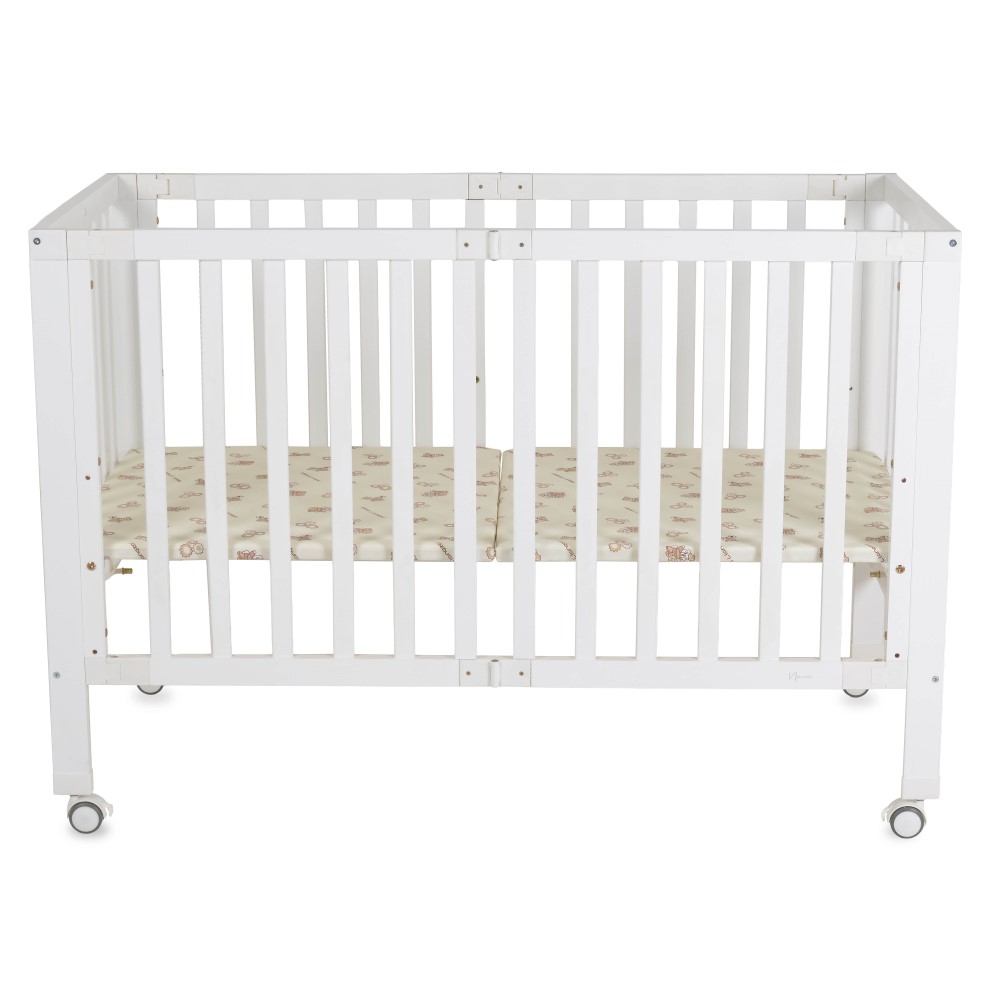 Η ξύλινη βρεφική κούνια Nova της Cangaroo είναι μια πρακτική λύση για τον ήρεμο ύπνο του παιδιού σας.