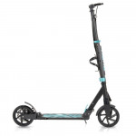 Η φωτογραφία δείχνει Σκούτερ Plexus – η ιδανική επιλογή για παιδιά άνω των 10 ετών που θέλουν να διασκεδάζουν με στυλ.