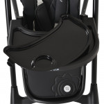 Η φωτογραφία δείχνει Καρέκλα φαγητού Rico – στυλ, άνεση και ασφάλεια από τη Moni.