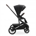 Dovadi Fly 2 σε 1 MIDNIGHT BLACK – Στυλ, άνεση & πρακτικότητα σε κάθε βόλταΓιατί να το επιλέξετεΤο πολυκαρότσι Dovadi Fly 2 σε 1 σε κομψό χρώμα MIDNIGHT BLACK είναι η ιδανική επιλογή για γονείς που αναζητούν μοντέρνο design, πρακτικές λύσεις και απόλυτη ασφάλεια.