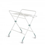 Η φωτογραφία δείχνει Η πολυλειτουργική αλλαξιέρα Kaskada της Moni συνδυάζει λειτουργικότητα, άνεση και στυλ.