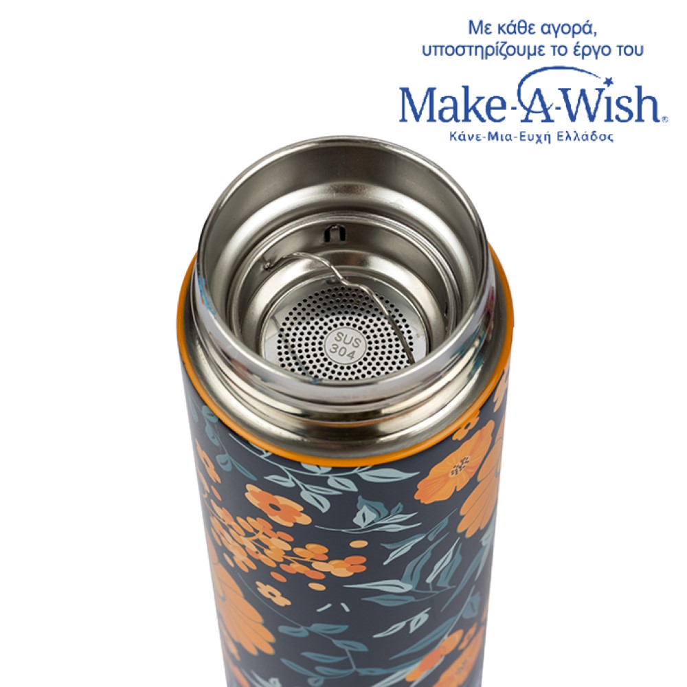 Η φωτογραφία δείχνει Το ανοξείδωτο θερμός We Care της NAVA με φίλτρο και ψηφιακή ένδειξη θερμοκρασίας στο καπάκι 500ml είναι κατασκευασμένο από υψηλής ποιότητας ανοξείδωτο ατσάλι 304 (18/8 stainless steel).