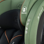 Η φωτογραφία δείχνει Το κάθισμα αυτοκινήτου i–Apex είναι ένα νέο κάθισμα της Bebe Stars, το οποίο ήρθε για να δώσει λύση σε κάθε σας διαδρομή με το μωράκι και το αυτοκίνητό σας σε καθημερινή βάση!Το i–Apex&nbsp; είναι σχεδιασμένο για παιδιά 40 έως 150 cm ύψους, διαθέτοντας επαρκή χώρο και προσφέροντ