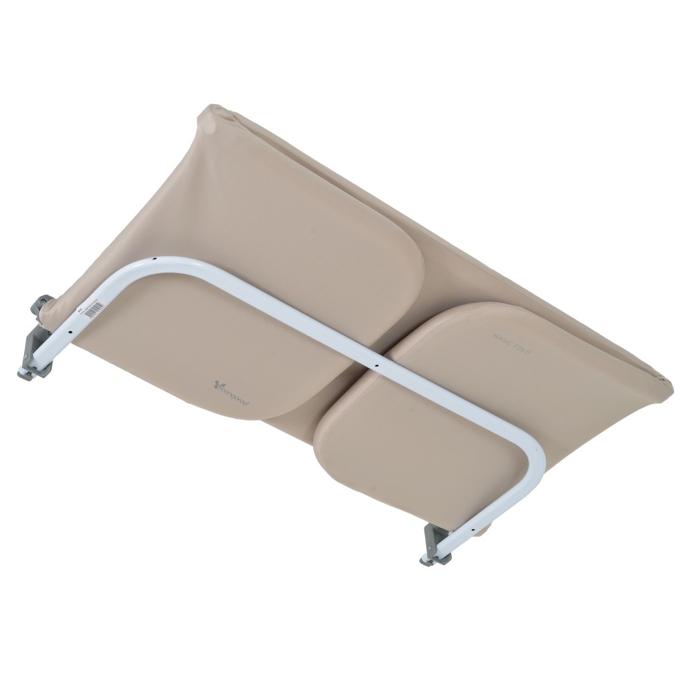 Η φωτογραφία δείχνει Η μπάρα κρεβατιού Magic Fold της Cangaroo έχει σχεδιαστεί για να παρέχει ασφάλεια και ηρεμία κατά τη σημαντική μετάβαση από μια βρεφική κούνια σε ένα μεγαλύτερο κρεβάτι.