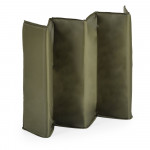 Η φωτογραφία δείχνει Η πτυσσόμενη κούνια Uno της Moni συνδυάζει κομψό σχεδιασμό και λειτουργικότητα για να παρέχει ένα ασφαλές και άνετο περιβάλλον για ύπνο και παιχνίδι – τόσο στο σπίτι όσο και κατά τη διάρκεια ταξιδιού.