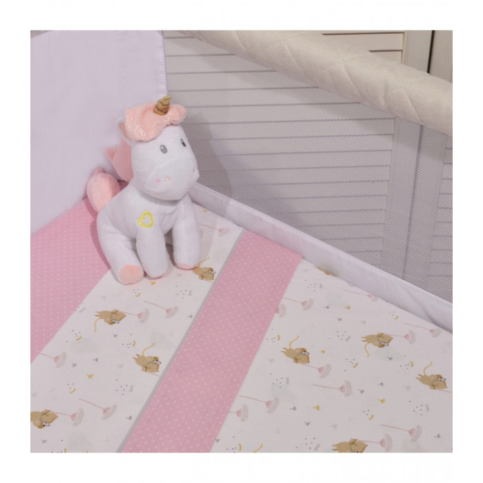 Η φωτογραφία δείχνει Σεντόνια για το λίκνο ή την καλαθούνα του μωρού σας από την εταιρεία Baby Oliver.