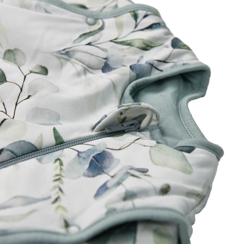 Η φωτογραφία δείχνει Σιγουρευτείτε ότι το παιδί σας παραμένει ζεστό όλη την νύχτα με τον υπνόσακο της Bebe Stars!Το 100% ελαστικό βαμβακερό αναπνεώμενο και αντιβακτιριδιακό ύφασμα δίνει  στο μωρό σας την άνεση  και την προστασία που χρειάζεται.