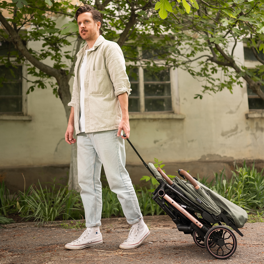 Καρότσι ταξιδίου Lorelli Ribera με μέγιστο υποστηριζόμενο βάρος παιδιού τα 15 κιλά.