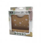 Η φωτογραφία δείχνει Ηλικία: 6+ μηνώνΜπροστινή τσέπηΡύθμιση μήκους σε 6 θέσειςΕύκολο καθάρισμαΔεν απορροφά οσμέςΑνθεκτικό στους λεκέδεςΣιλικόνη κατάλληλη για τρόφιμαΜαλακώνει και τυλίγεται εύκολαΔεν παραμορφώνεται όταν διπλώνεται