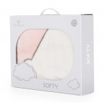 Η φωτογραφία δείχνει Αφράτη και ζεστή βρεφική κουβέρτα, διαστάσεων 80 x 110 cm, κατασκευασμένη από 100% πολυεστέρα.