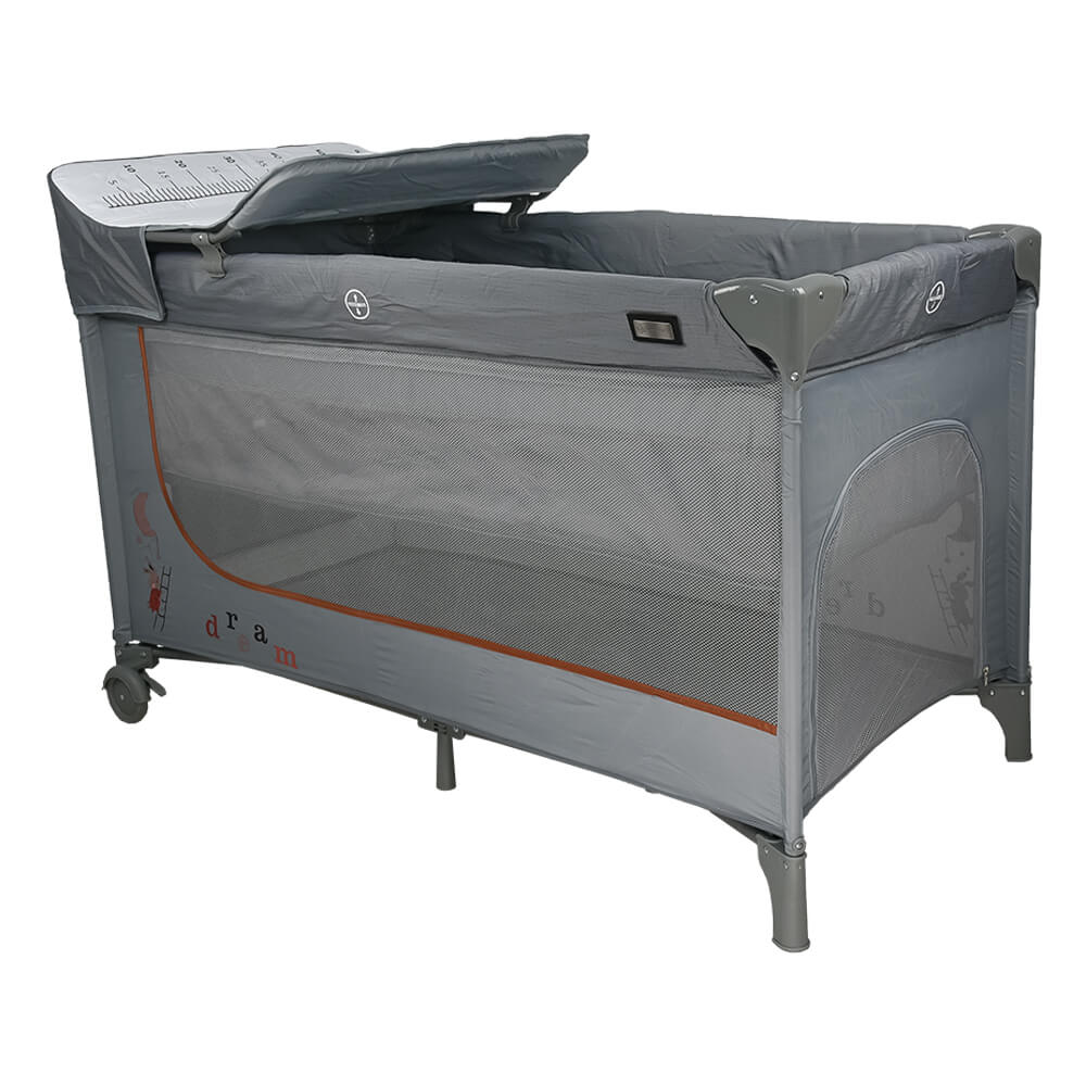 Η φωτογραφία δείχνει Το νέο παρκοκρέβατο&nbsp;Dreamer&nbsp;της&nbsp;Bebe Stars&nbsp;είναι ιδανικό για το σπίτι, αλλά και για μία εξόρμηση με το παιδί σας, καθώς είναι άνετο με μοντέρνο σχεδιασμό.