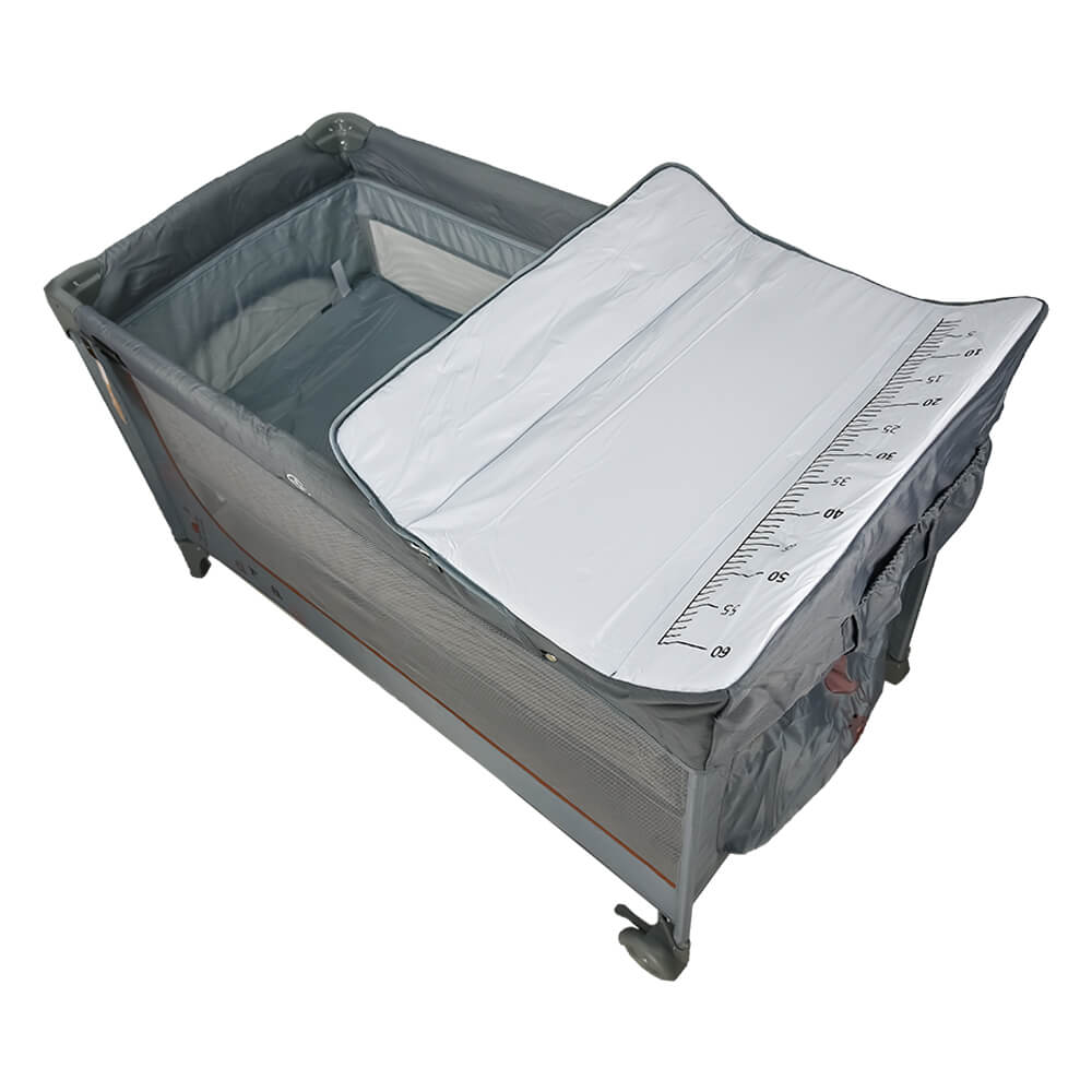 Η φωτογραφία δείχνει Το νέο παρκοκρέβατο&nbsp;Dreamer&nbsp;της&nbsp;Bebe Stars&nbsp;είναι ιδανικό για το σπίτι, αλλά και για μία εξόρμηση με το παιδί σας, καθώς είναι άνετο με μοντέρνο σχεδιασμό.