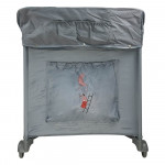 Η φωτογραφία δείχνει Το νέο παρκοκρέβατο&nbsp;Dreamer&nbsp;της&nbsp;Bebe Stars&nbsp;είναι ιδανικό για το σπίτι, αλλά και για μία εξόρμηση με το παιδί σας, καθώς είναι άνετο με μοντέρνο σχεδιασμό.