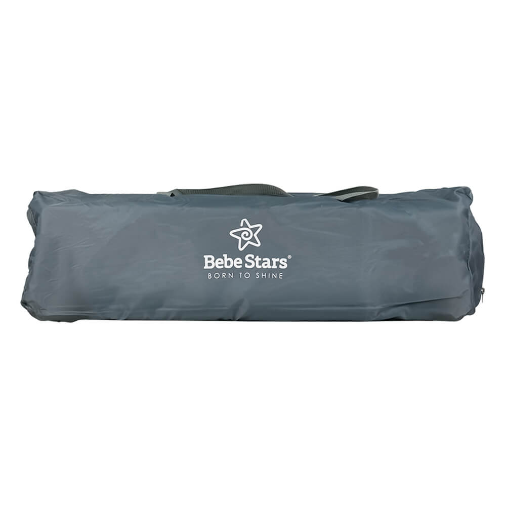 Η φωτογραφία δείχνει Το νέο παρκοκρέβατο&nbsp;Dreamer&nbsp;της&nbsp;Bebe Stars&nbsp;είναι ιδανικό για το σπίτι, αλλά και για μία εξόρμηση με το παιδί σας, καθώς είναι άνετο με μοντέρνο σχεδιασμό.