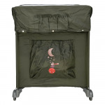 Η φωτογραφία δείχνει Το νέο παρκοκρέβατο&nbsp;Dreamer&nbsp;της&nbsp;Bebe Stars&nbsp;είναι ιδανικό για το σπίτι, αλλά και για μία εξόρμηση με το παιδί σας, καθώς είναι άνετο με μοντέρνο σχεδιασμό.