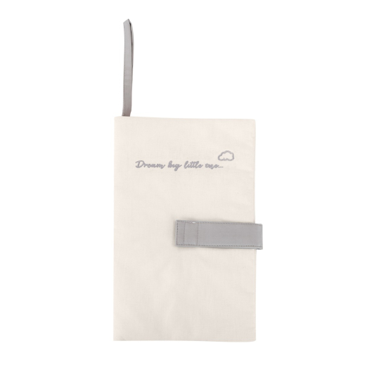 Υφασμάτινη θήκη για πάνες και μωρομάντιλα της εταιρείας Kikka Boo.