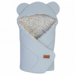 Η φωτογραφία δείχνει Κουβέρτα για Κάθισμα Αυτοκινήτου & Port Bebe Tesoro CosmicΧαρακτηριστικά:Κουβέρτα ΑγκαλιάςΔιπλής Όψης: 1η 100% Βαμβάκι, 2η 100% fleeceΕσωτερική επένδυση 100% πολυεστέραςΜε κατάλληλες εγκοπές για να προσαρμόζονται οι ζώνες 3 σημείων.