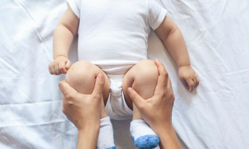 3 απλοί τρόποι για να αντιμετωπίσετε την δυσκοιλιότητα του μωρού