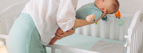 Πράγματα που ΠΡΕΠΕΙ να γνωρίζετε για την επιλογή σωστού παρκοκρέβατου: Πλήρης Οδηγός