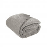 Κουβερτοπάπλωμα μονόχρωμο από ύφασμα βελουτέ με ανάγλυφο σχέδιο και γούνα sherpa.