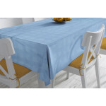 Η φωτογραφία δείχνει Μονόχρωμο τραπεζομάντηλο διαστάσεων 140X140 με ζακάρ καρώ σχέδιο.