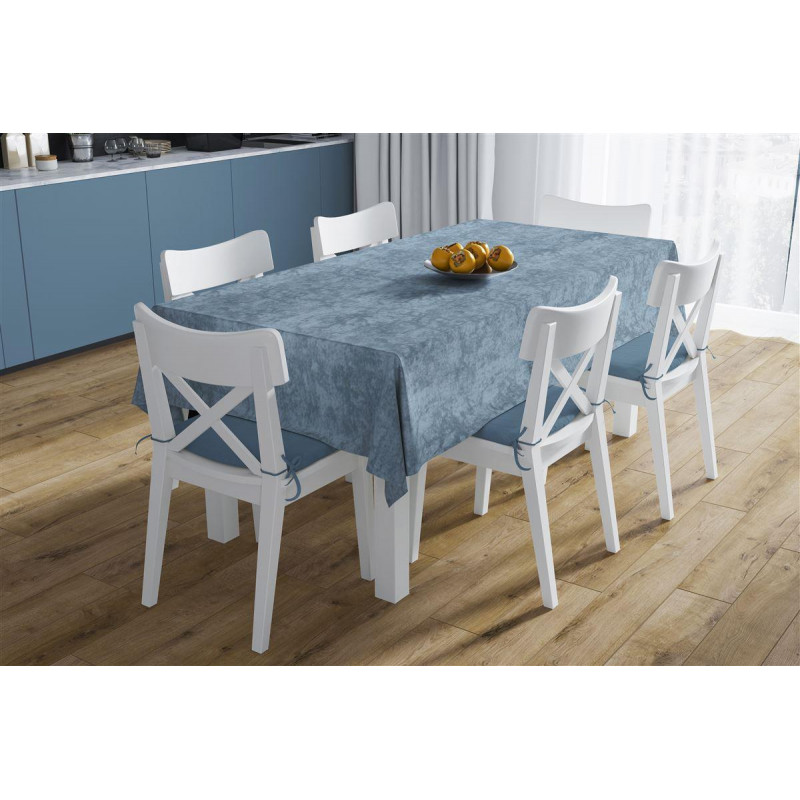 Σετ Αλέκιαστο τραπεζομάντηλο 140Χ140 cm και τραβέρσα 40Χ140 cm ύφανσης PANAMA με ειδικό φινίρισμα στα νήματα, που το καθιστά μαλακό και αδιάβροχο.