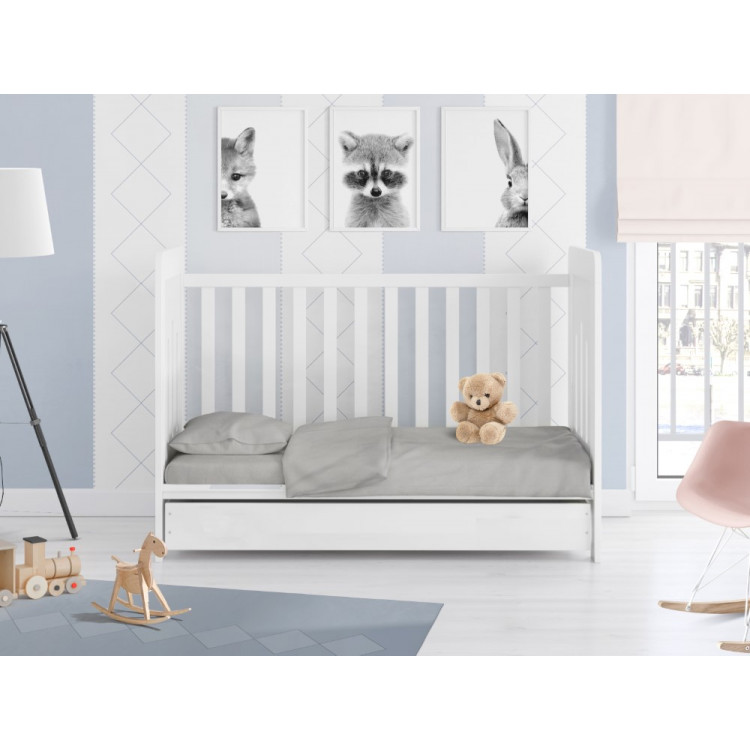  Βρεφικό απαλό παπλωματάκι κούνιας Μονόχρωμο 120Χ160 cm με γέμιση βατα αντιαλλεργική 300 gsm -Κατασκευασμένο από ύφασμα βαμβακερό 100 %, 144 Κλωστών για τη κούνια του μωρού σας.