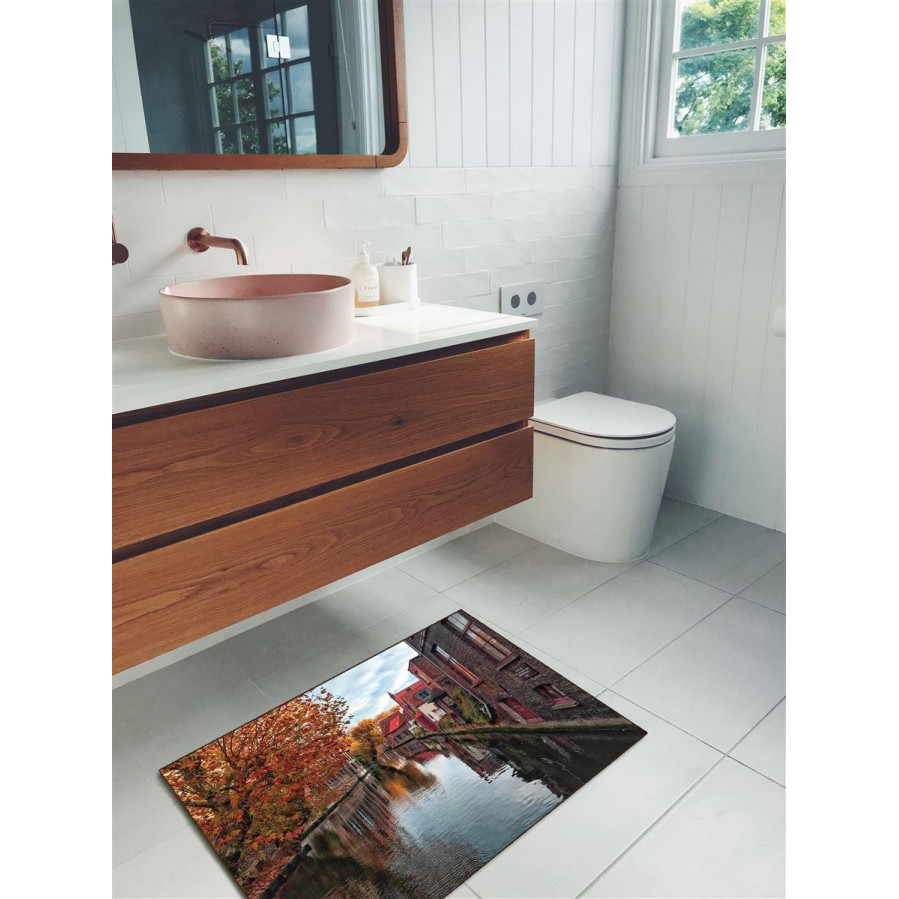 Πατάκι, με εντυπωσιακή απεικόνιση σχεδίων, ψηφιακής εκτύπωσης, για να διακοσμήσετε το μπάνιο και άλλους χώρους του σπιτιού σας.