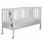 Το νέο βρεφικό κρεβάτι Life της Bebe Stars είναι κομψό, εργονομικό και ασφαλές.