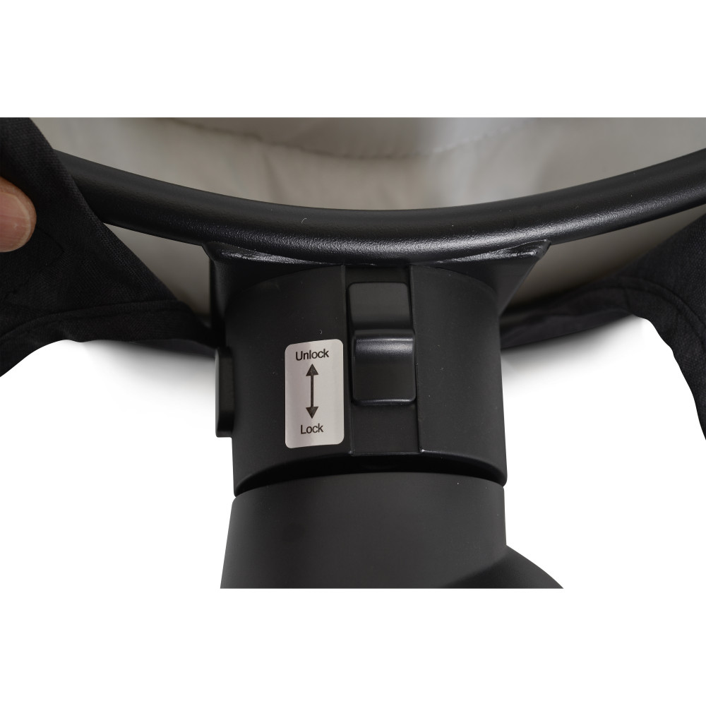 Hλεκτρικο ριλαξ της εταιρείας Moni.